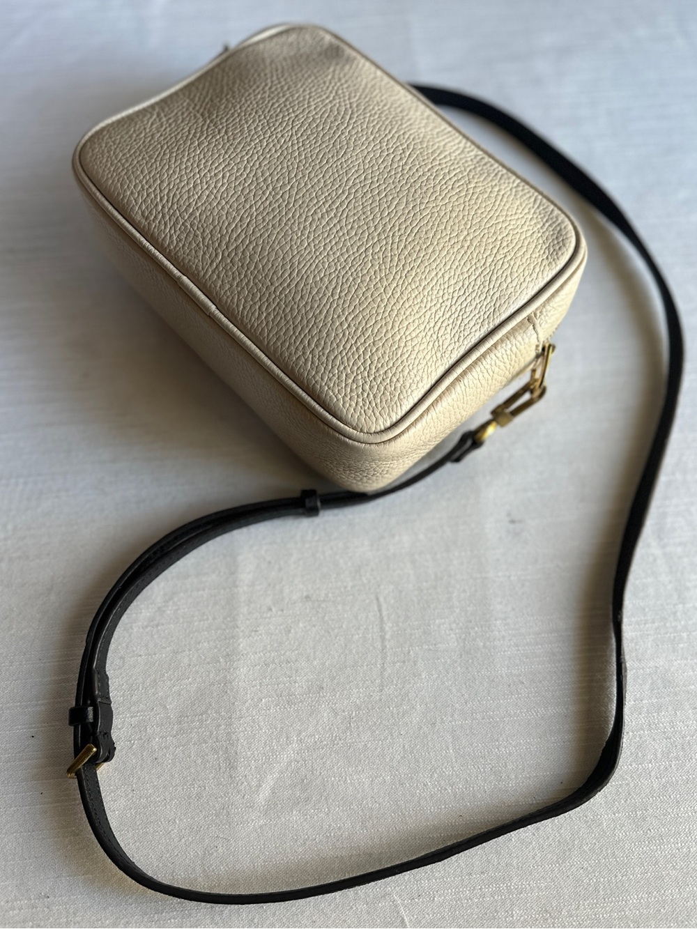 Quince Italian Leather Pebbled Camera Crossbody Bag in Ivory